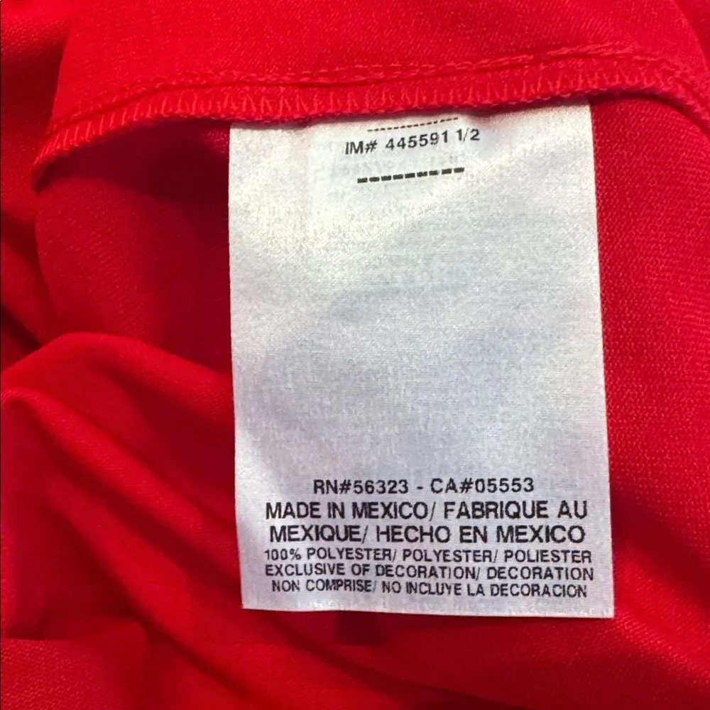 Nike Dry Boys Red Training Top Long Sleeve Athletic Fit Size M 840177-657 NWT